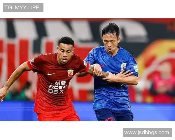 广州与上海足球队赛后分析战术对决与表现评估