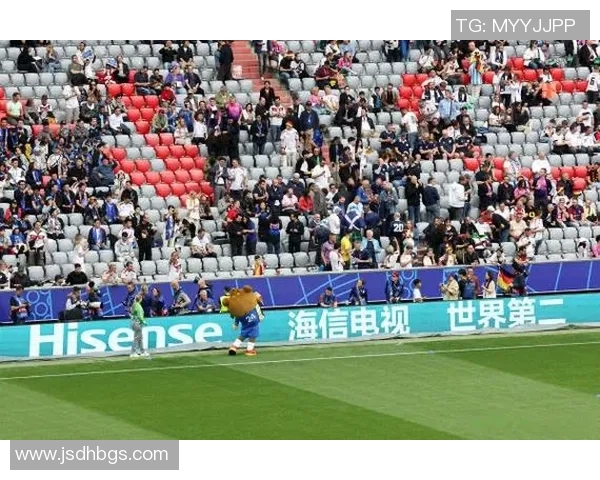 海信足球明星背后的故事与成就揭示了他们的魅力与影响力