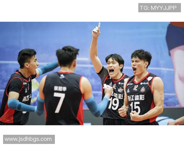 深圳排球队以73分领跑精英赛积分榜展现强劲实力和团队合作精神 深圳排球队以73分领跑精英赛积分榜展现强劲实力和团队合作精神